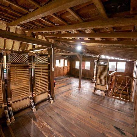 Villa Watu Kodok - Villa Located Close To The Beach Baron 외부 사진