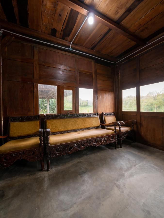 Villa Watu Kodok - Villa Located Close To The Beach Baron 외부 사진