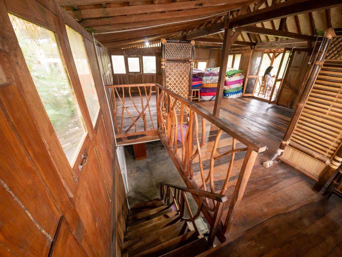 Villa Watu Kodok - Villa Located Close To The Beach Baron 외부 사진